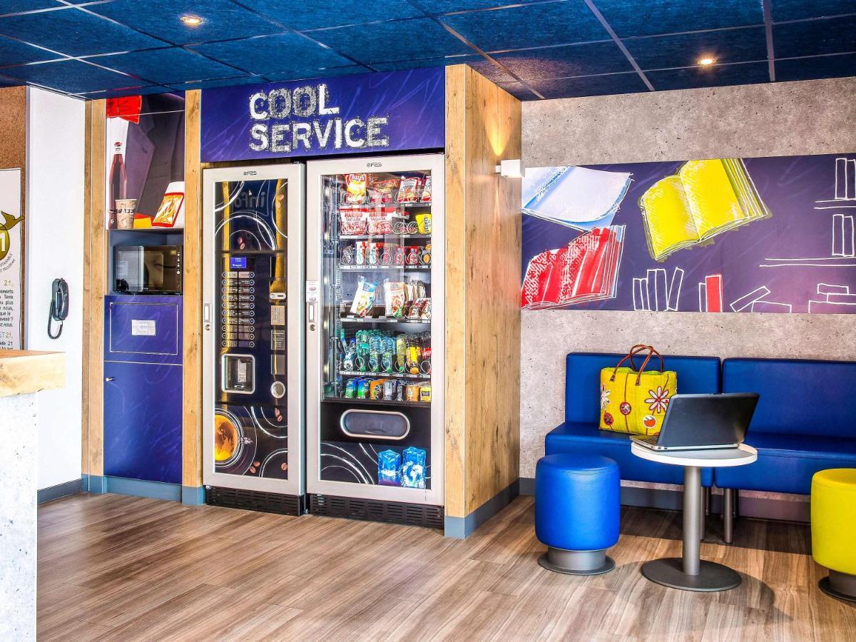 Ibis Budget Issoire Esterno foto